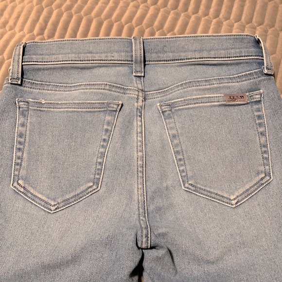 Joe’s Jeans Mid Rise Skinny Ankle Jeans - Picture 4 of 5